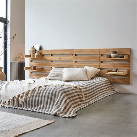 Tête de lit en bois avec passage d'air