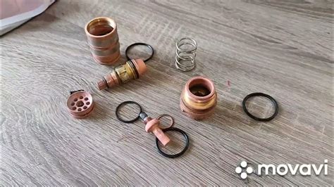 Vue éclatée d'une cartouche de mitigeur thermostatique