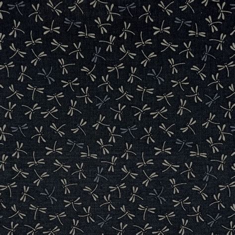 Détail du tissu Oeko-Tex avec motifs de libellules