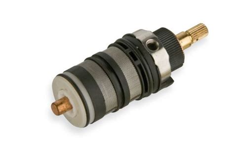Gros plan sur une cartouche thermostatique