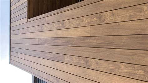 Bois de cèdre carbonisé en extérieur