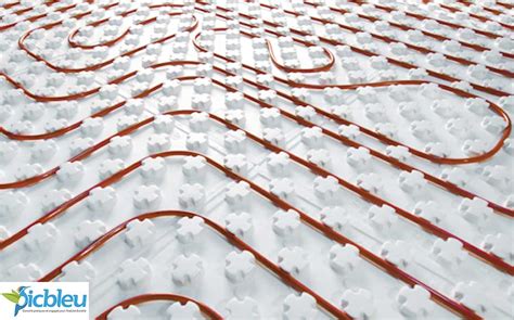 Exemple de tubes de plancher chauffant en PER