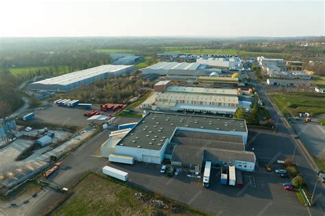 Vue de l'usine de fabrication de verre Borgonovo