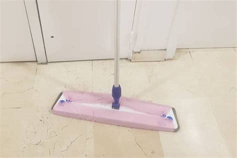 Balai trapèze avec gaze humide