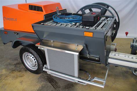 Pompe de projection de chape fluide