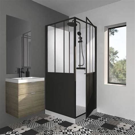 Exemple de cabine de douche style industriel noir