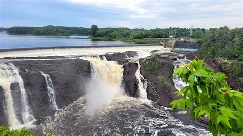 Vue panoramique des Chutes de la Chaudière