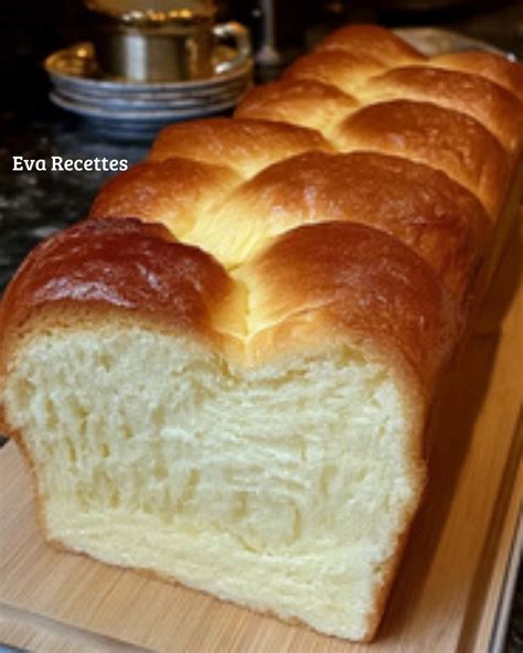 Ingrédients pour une brioche : farine, œufs, beurre, sucre, levure
