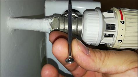 Démontage tête thermostatique