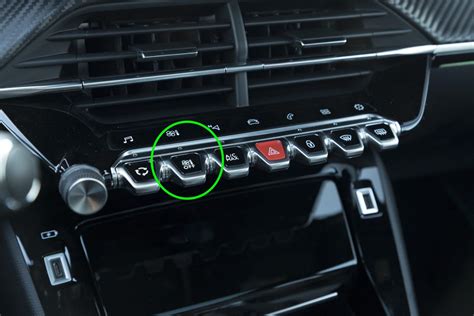 Panneau de commande de climatisation Peugeot 208