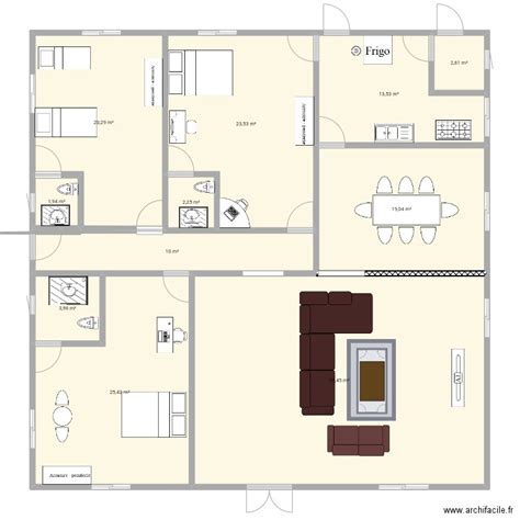 Plan d'une maison avec zones salon/salle à manger, cuisine et entrée