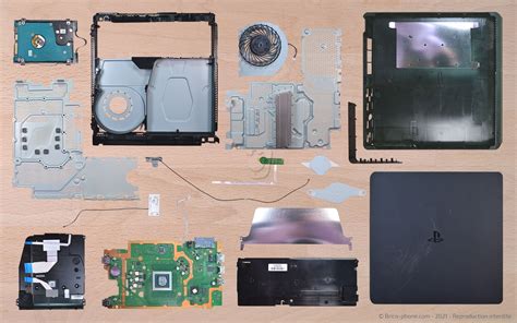 Vue éclatée PS4 Slim