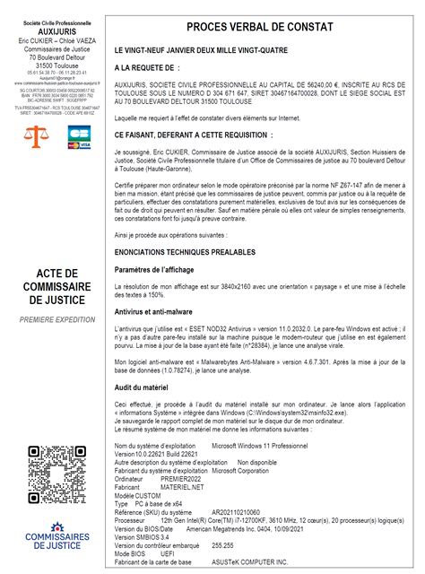 Huissier de justice rédigeant un constat