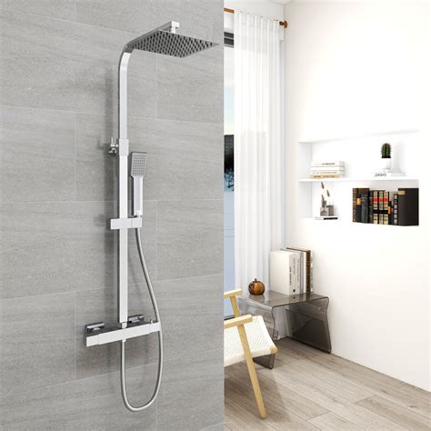 Colonne de douche thermostatique moderne