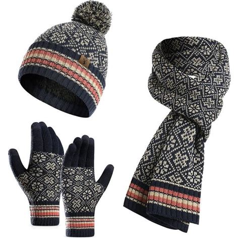 Gants, écharpe et bonnet pour se protéger du froid