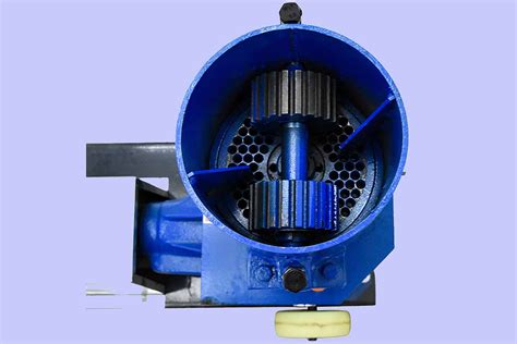 Presse à pellets en fonctionnement