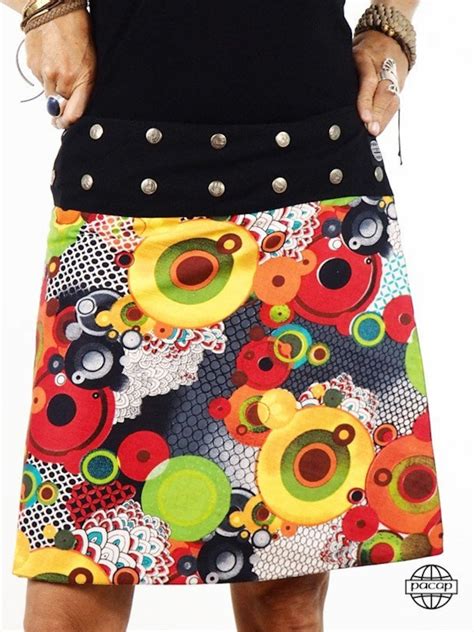 Jupe réversible colorée avec des imprimés variés