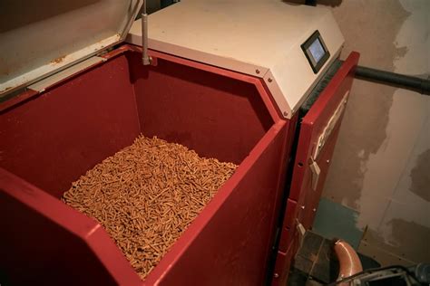 Chaudière biomasse avec silo de granulés