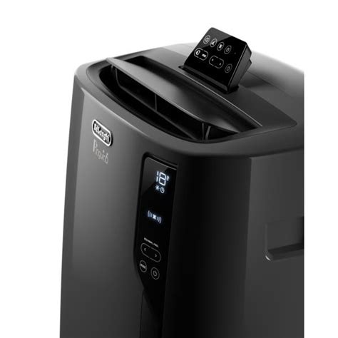 Climatiseur mobile DeLonghi Pinguino en fonctionnement dans un salon moderne