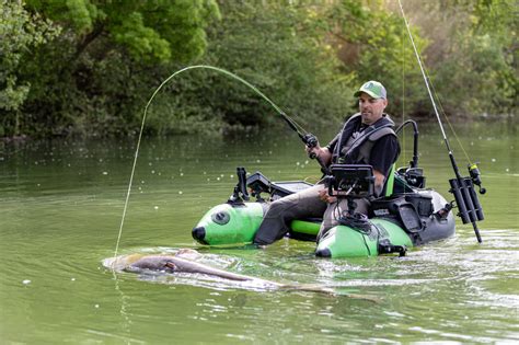 Matériel de pêche pour silure
