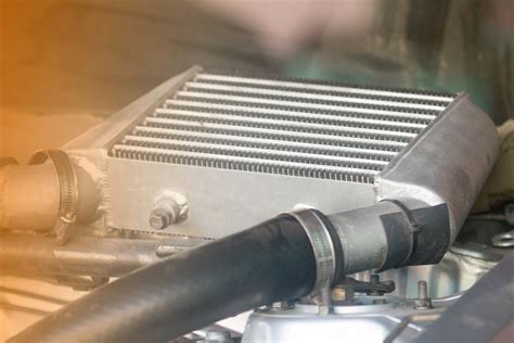 Emplacement typique d'un intercooler sur une voiture