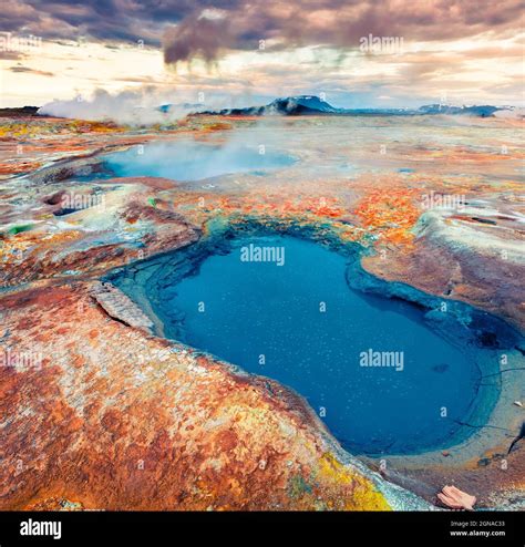 Paysage des ruines de la Vallée Géothermique