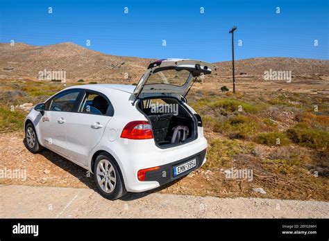 Coffre de voiture ouvert