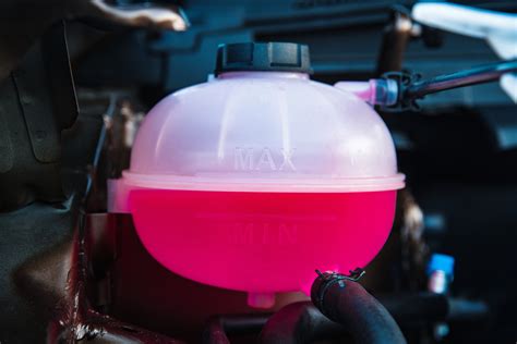 Vase d'expansion du liquide de refroidissement