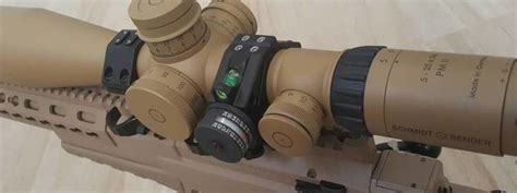 Illustration d'un montage monobloc ERATAC fixé sur un rail Picatinny